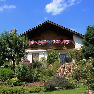 Apartment Apartment-ferienwohnung Penzkofer, Zandt